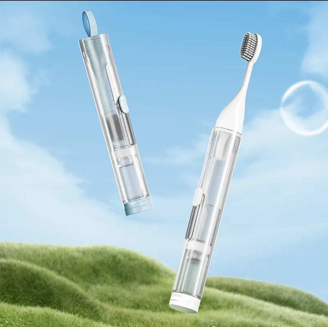 White Travel toothbrush